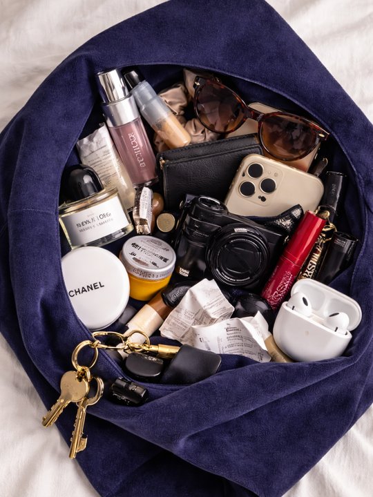 Handtasche mit Essentials